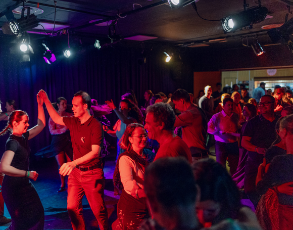 Intenzív Néptánc saját táncháza, INT Táncház, Horányi-Pirók Panka és Horányi Csaba