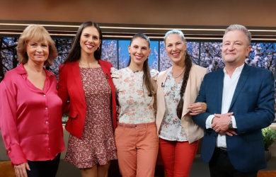 Lippai Andrea, Pirók Zsófia és Horányi-Pirók Panka táncművészek a Duna TV Családi kör magazinműsorában
