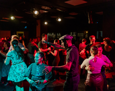 INT Táncház Nyitóbulija Horányi-Pirók Panka és Horányi Csaba