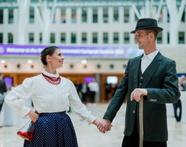 Horányi-Pirók Panka és Horányi Csaba néptánc produkciója a RICS európai csúcstalálkozóján - Intenzív Néptánc